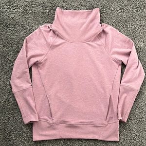 Lululemon turtleneck